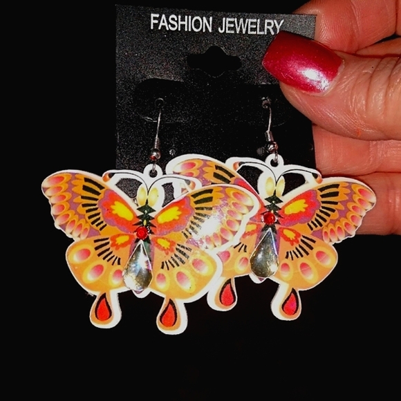 Butterfly Boho Novelty Earrings - Picture 8 of 9